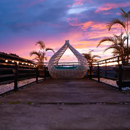 Serenity Busay Room 8
